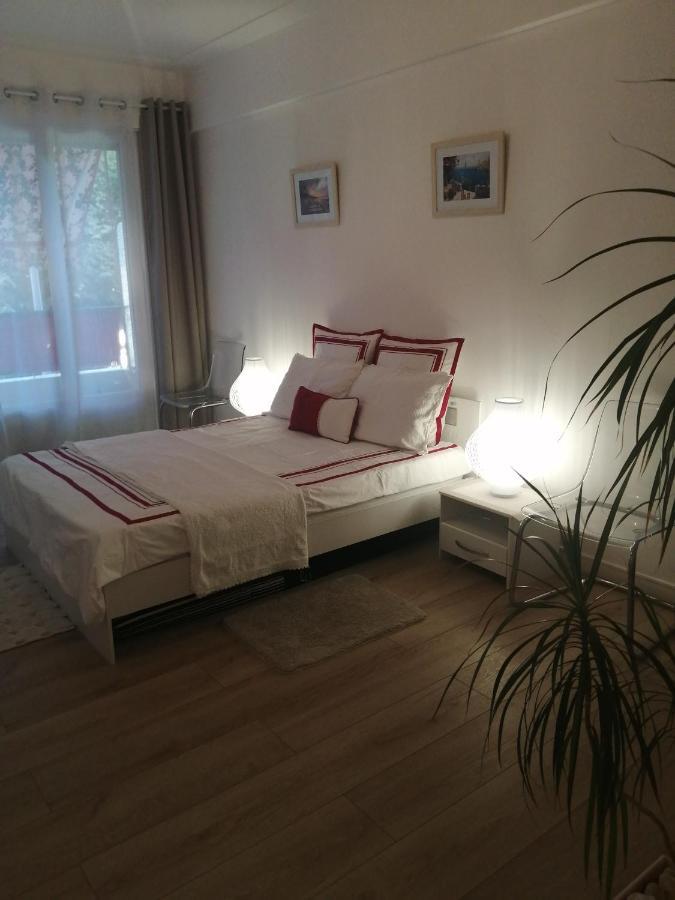 5 Minute De La Promenade Appartement